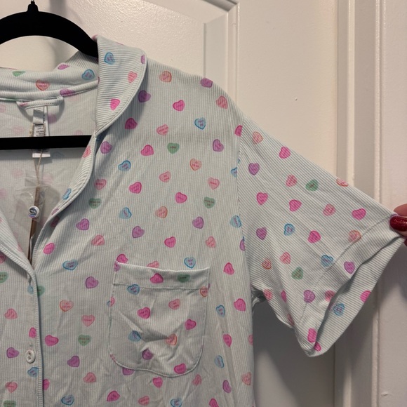 Skims Cloud Candy Heart Pajama Top - Picture 5 of 5